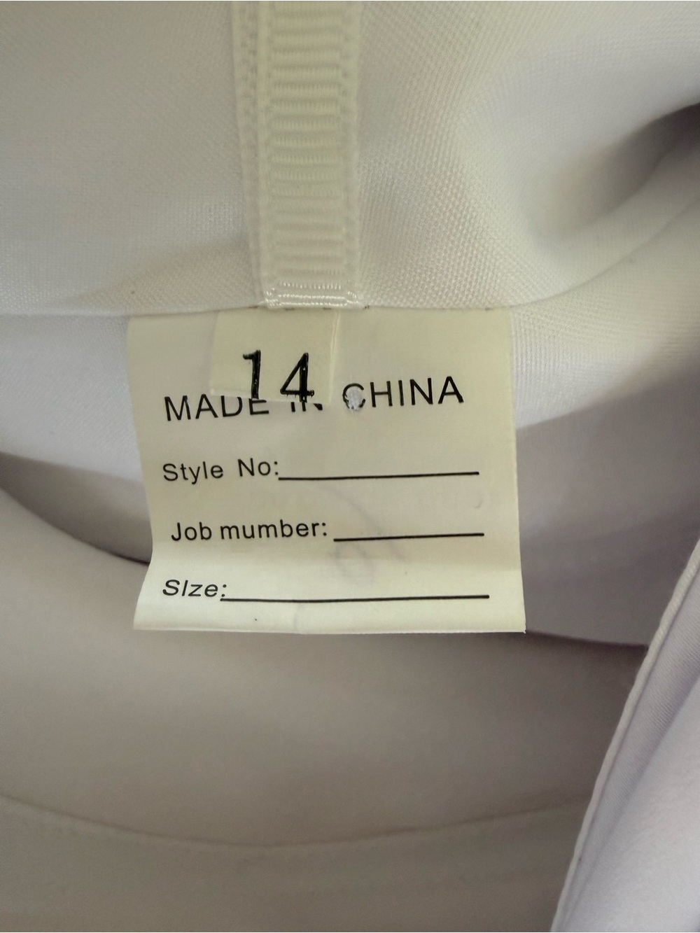 David's Bridal White Off-the-Shoulder Pleated Bodice Gown With 8’ Train - Picture 2 of 9